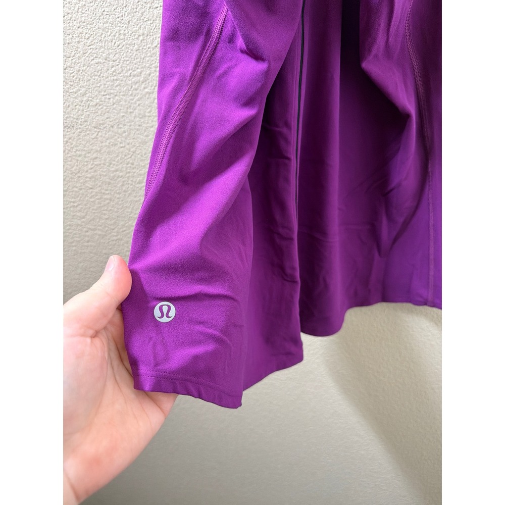 Women's Lululemon Tank Top Size 8 - Picture 4 of 4